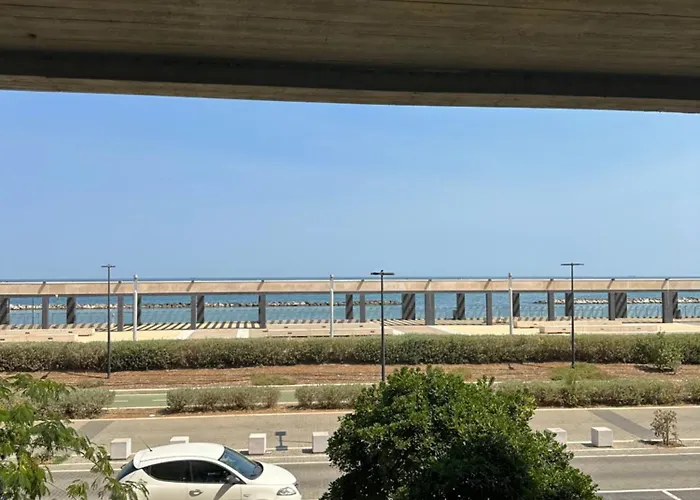 Stella Marina Bed & Breakfast 4*